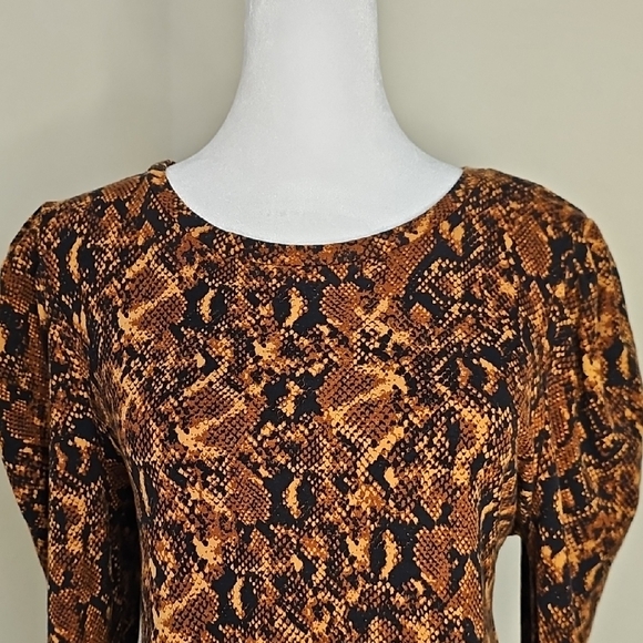 Ann Taylor Factory Snake Print Brown, Black Long Sleeve Knit Top Sz M - Picture 2 of 8